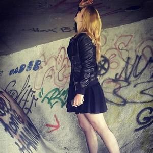 Meet your Posher, Lena